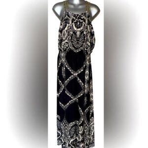 Elegant Black and White Paisley Maxi Dress
